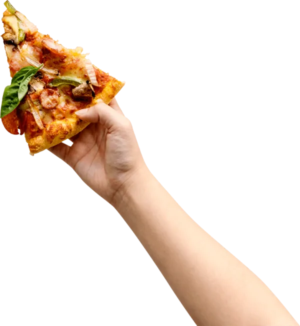 Hand som håller pizzabit